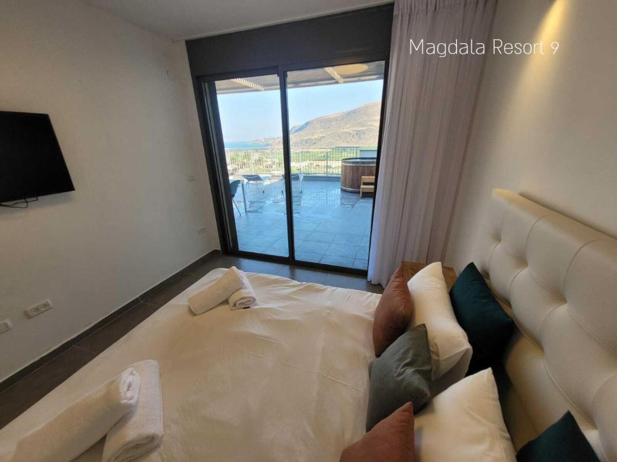 Yalarent Magdala Resort- Luxury Suites With Pool Or Jacuzzi With Sea View 미그달 외부 사진