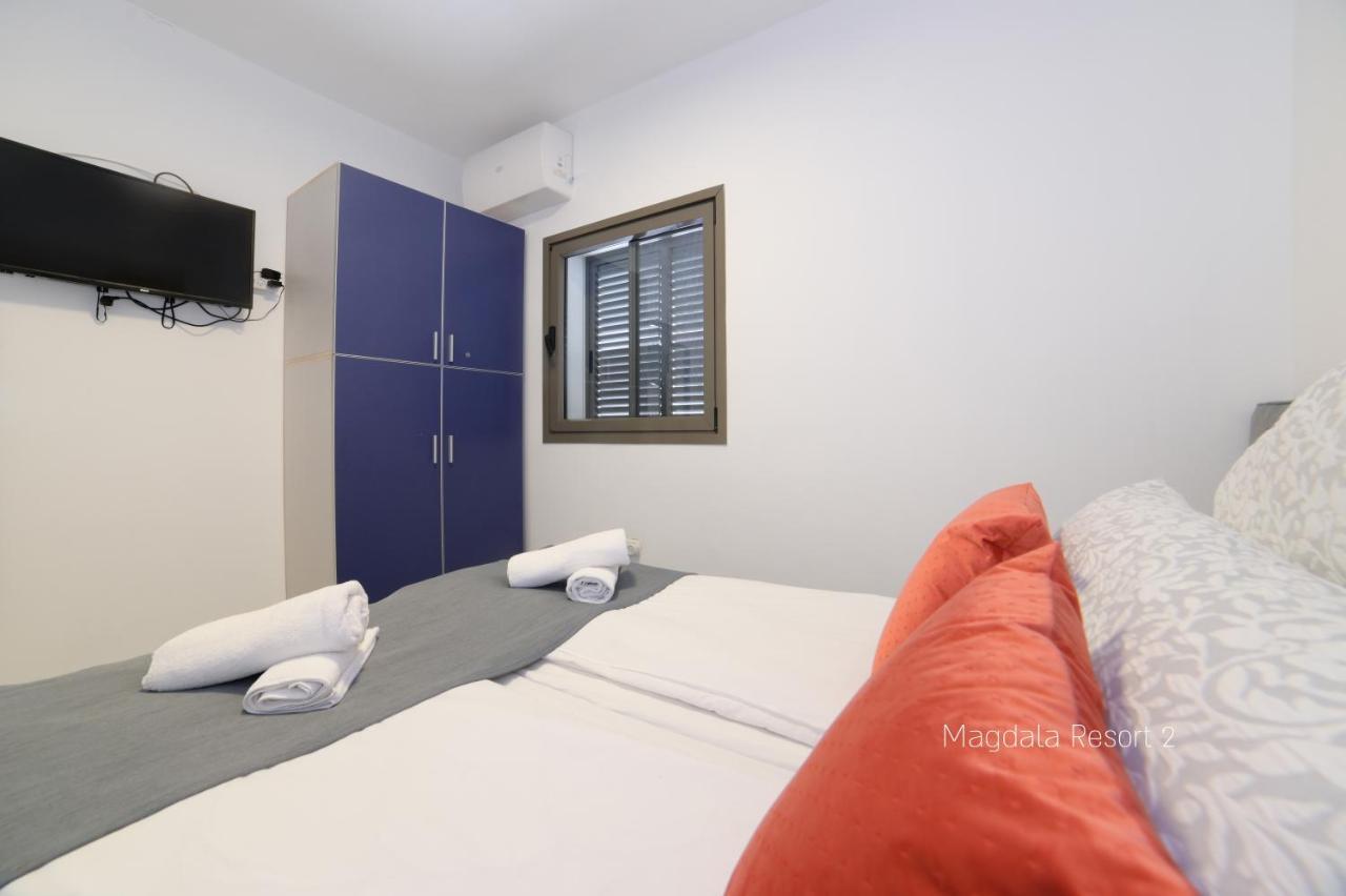 Yalarent Magdala Resort- Luxury Suites With Pool Or Jacuzzi With Sea View 미그달 외부 사진