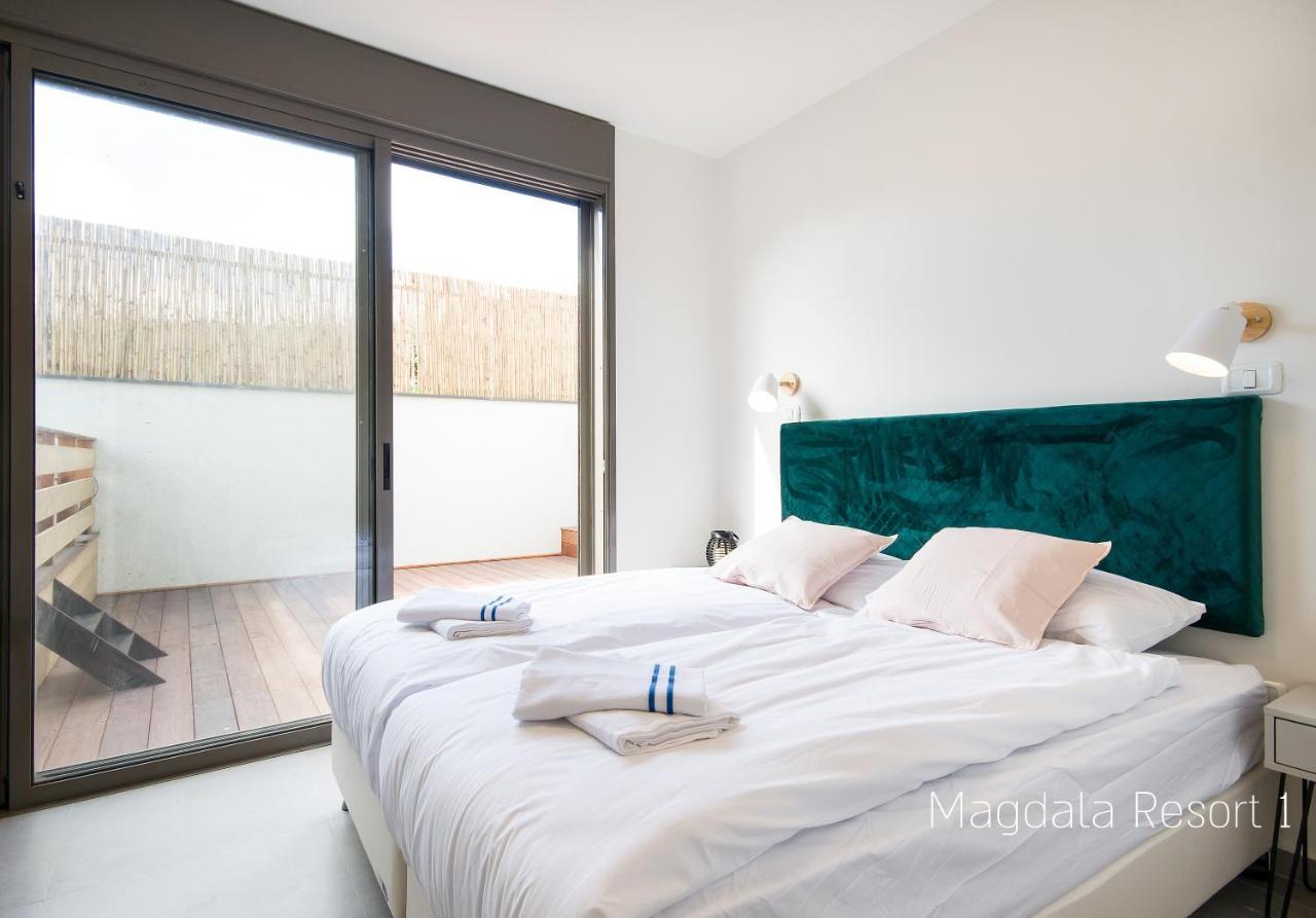 Yalarent Magdala Resort- Luxury Suites With Pool Or Jacuzzi With Sea View 미그달 외부 사진