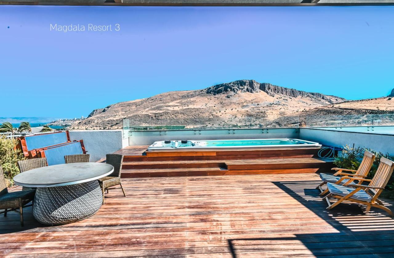 Yalarent Magdala Resort- Luxury Suites With Pool Or Jacuzzi With Sea View 미그달 외부 사진